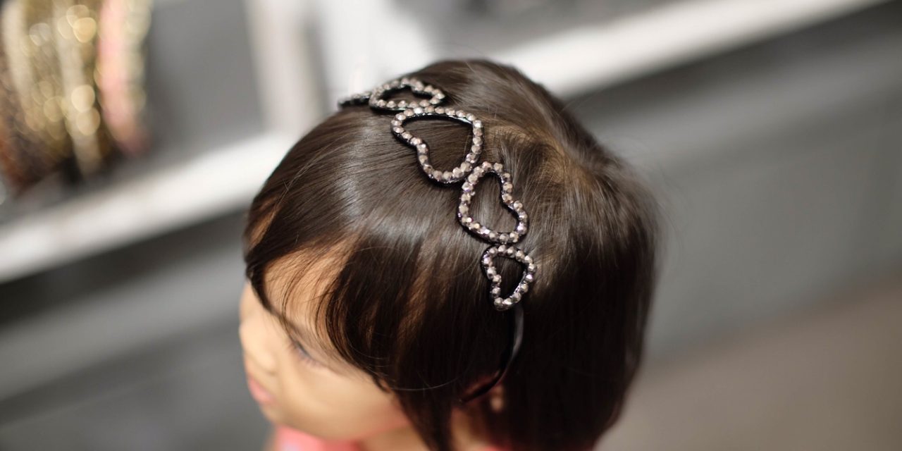 Beautiful Hairband on Hailey